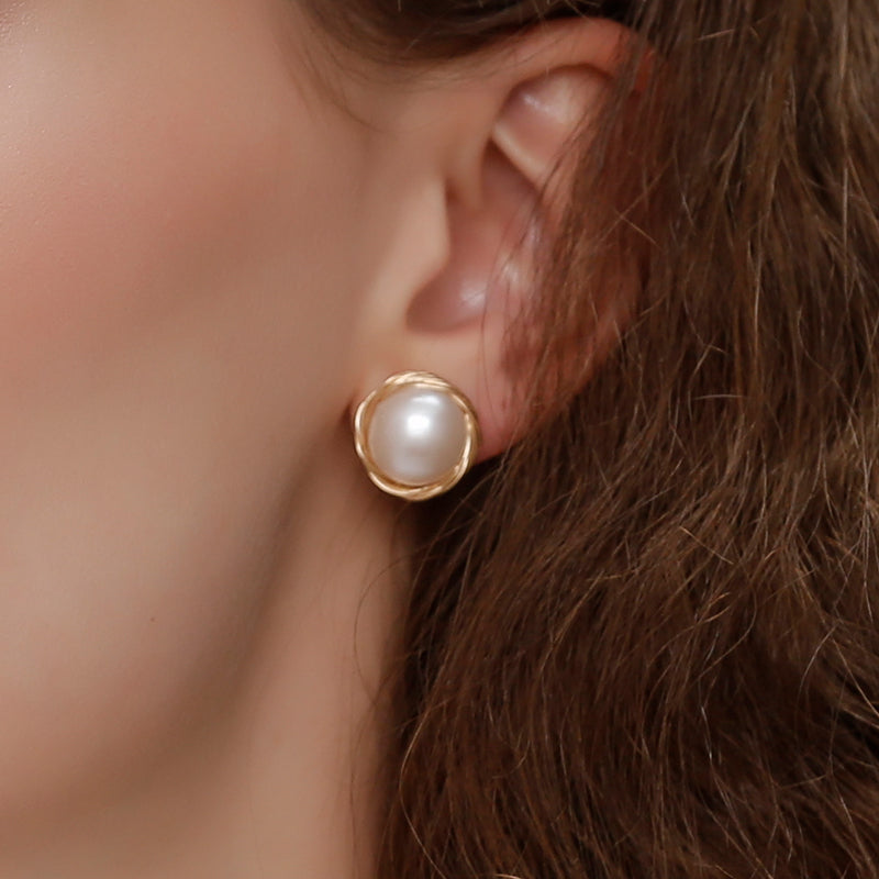 COCO Kim Classic Filigree Series Minimalist stud earrings