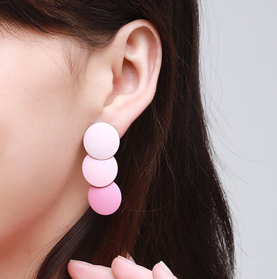 Social Talent Rose pink gradient triple circles earrings