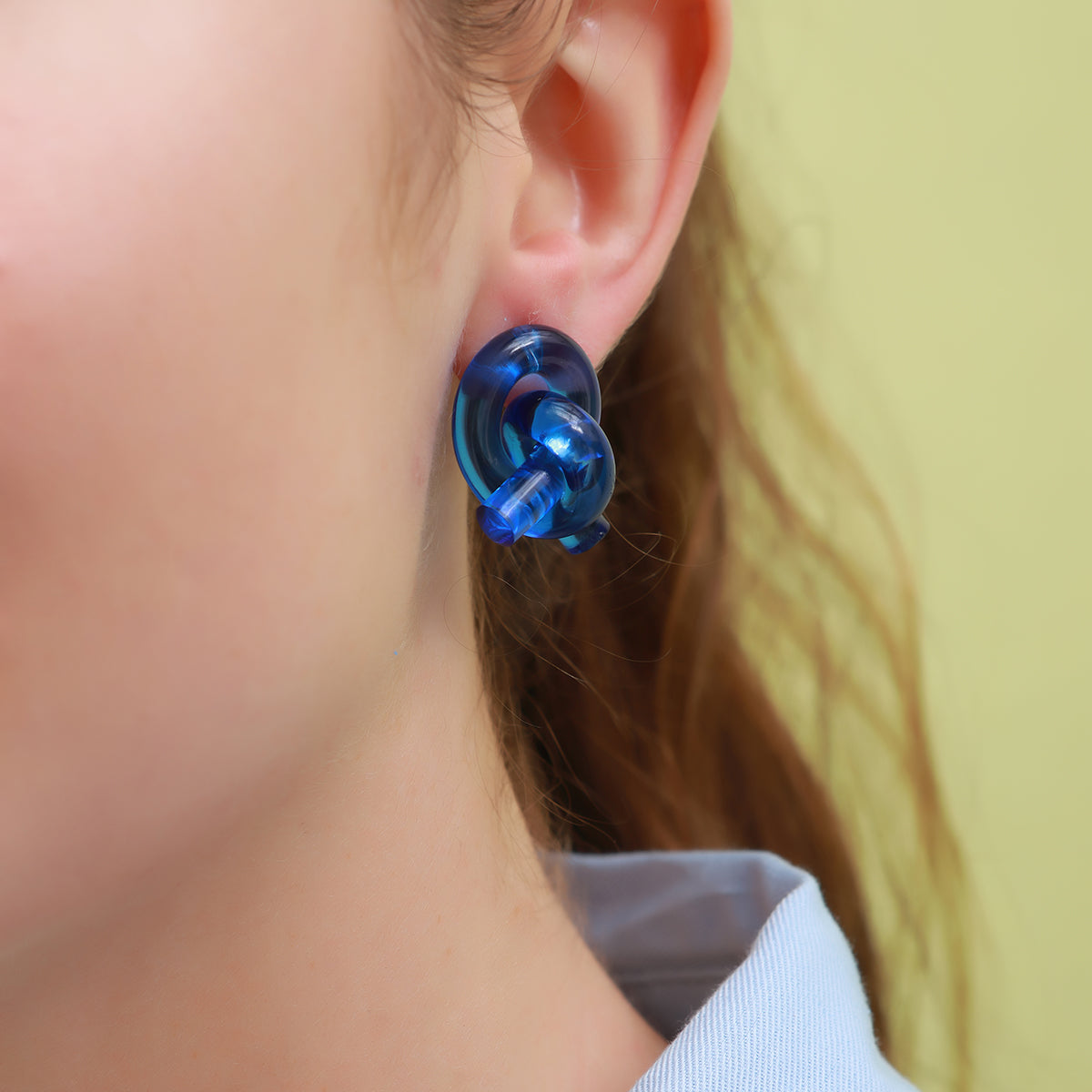 Social Talent Acrylic knot earrings